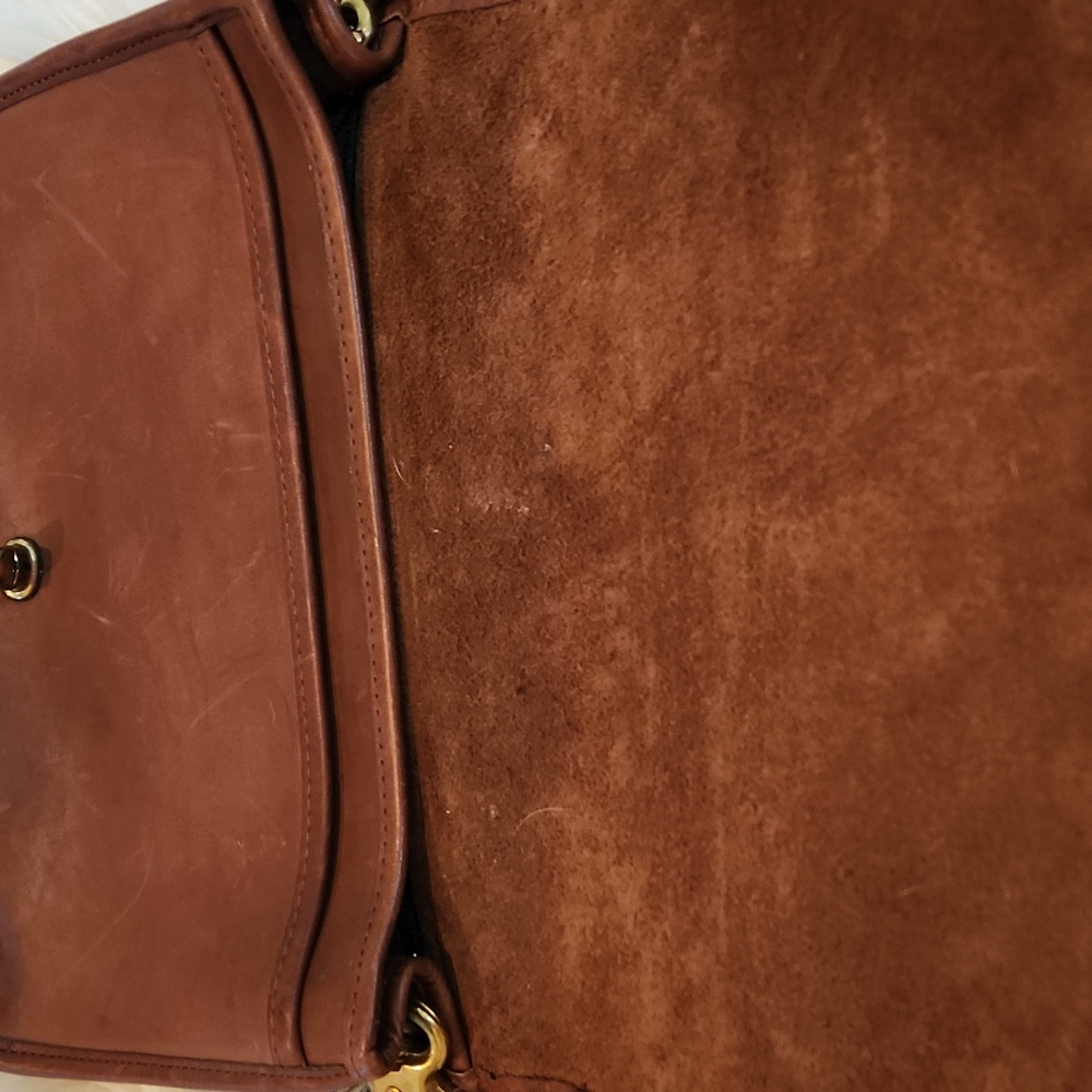 Coach Vintage Brown Leather Shoulder Bag - Picture 7 of 9